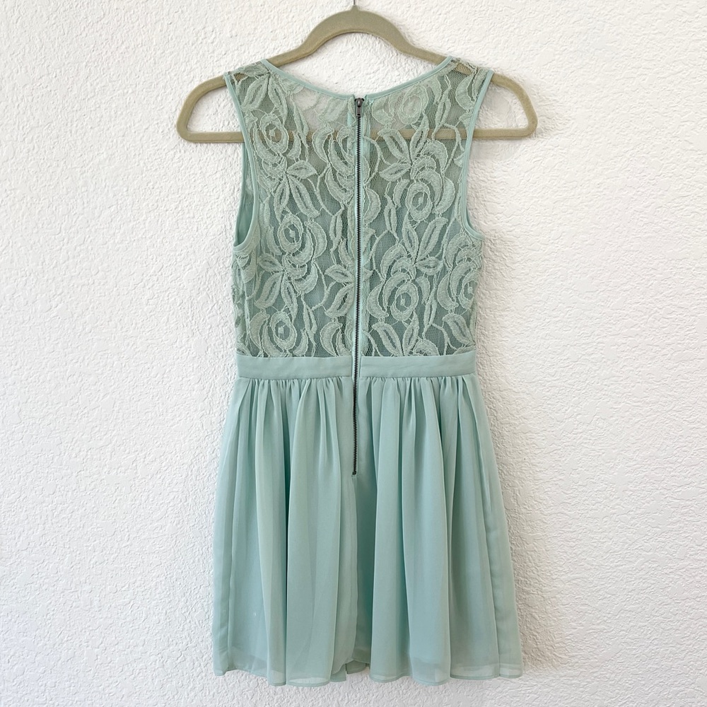 BCBGeneration Mint Green Lace Pleated Mini Dress - Picture 5 of 6